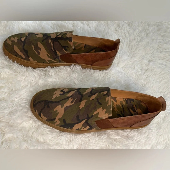 Warfield & Grand | Pillar Leather Sneaker | New with Box - Picture 8 of 8